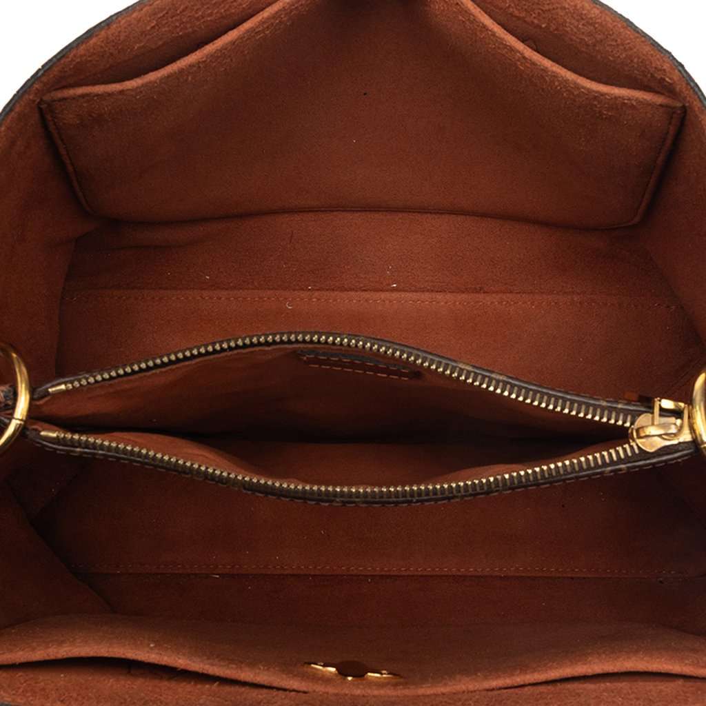 Louis Vuitton Monogram Flower Tote Brown Good condition - Model View