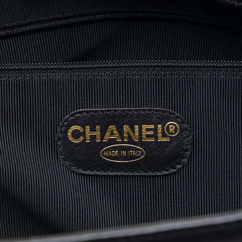 Chanel Triple CC Caviar Tote Black Leather Very good condition - Box View