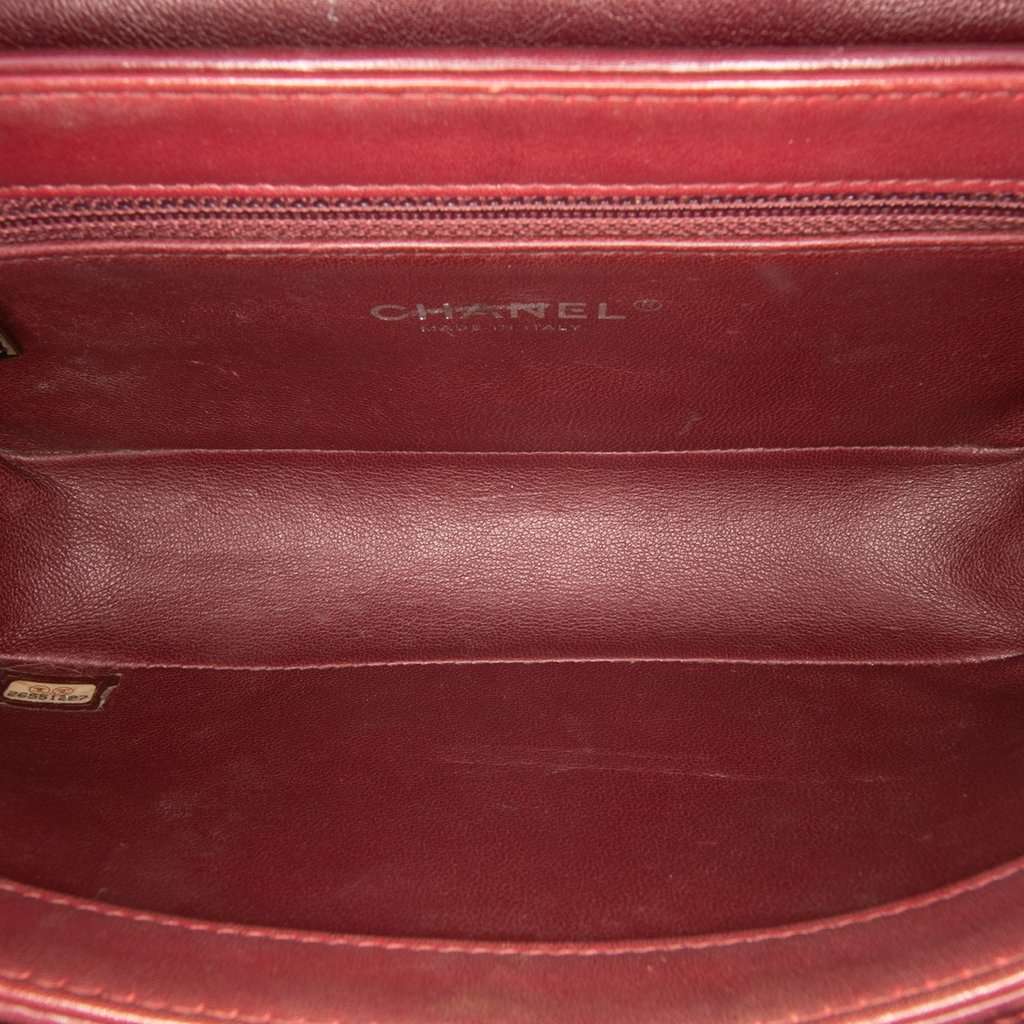 Chanel CC Stitched Calfskin Chain Flap Red Leather Good - Model View