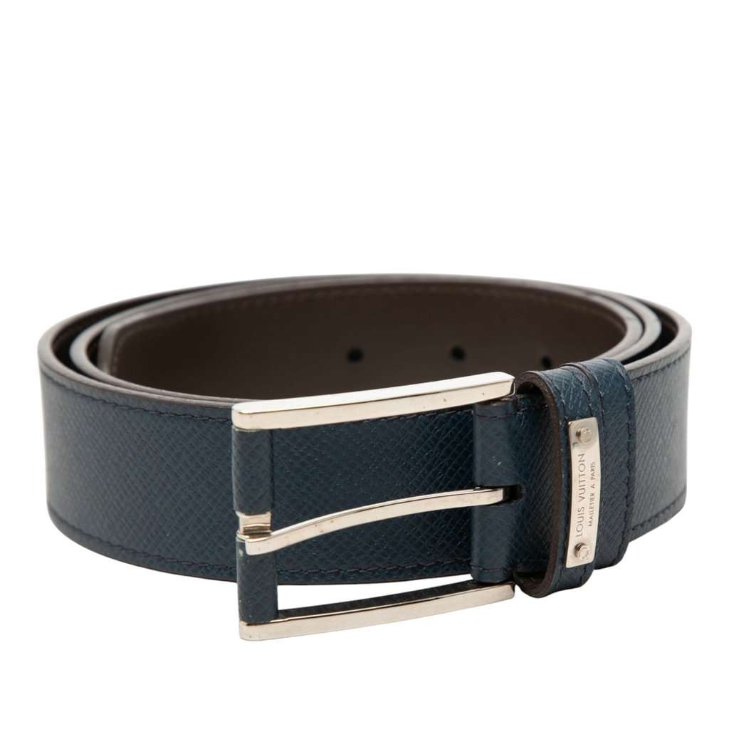 Louis Vuitton Taiga Ceinture Belt Blue Leather Very good condition - Model View