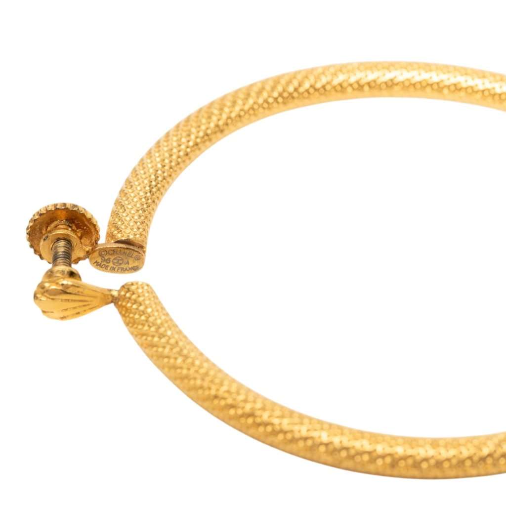 Chanel CC Gold Plated Textured Hoop Screw Back Earrings Gold Metal Very good - Box View