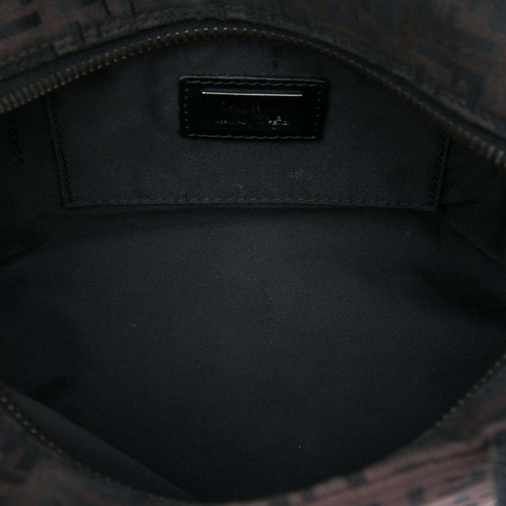 Fendi Zucchino Canvas Handbag Brown Very good condition - Model View