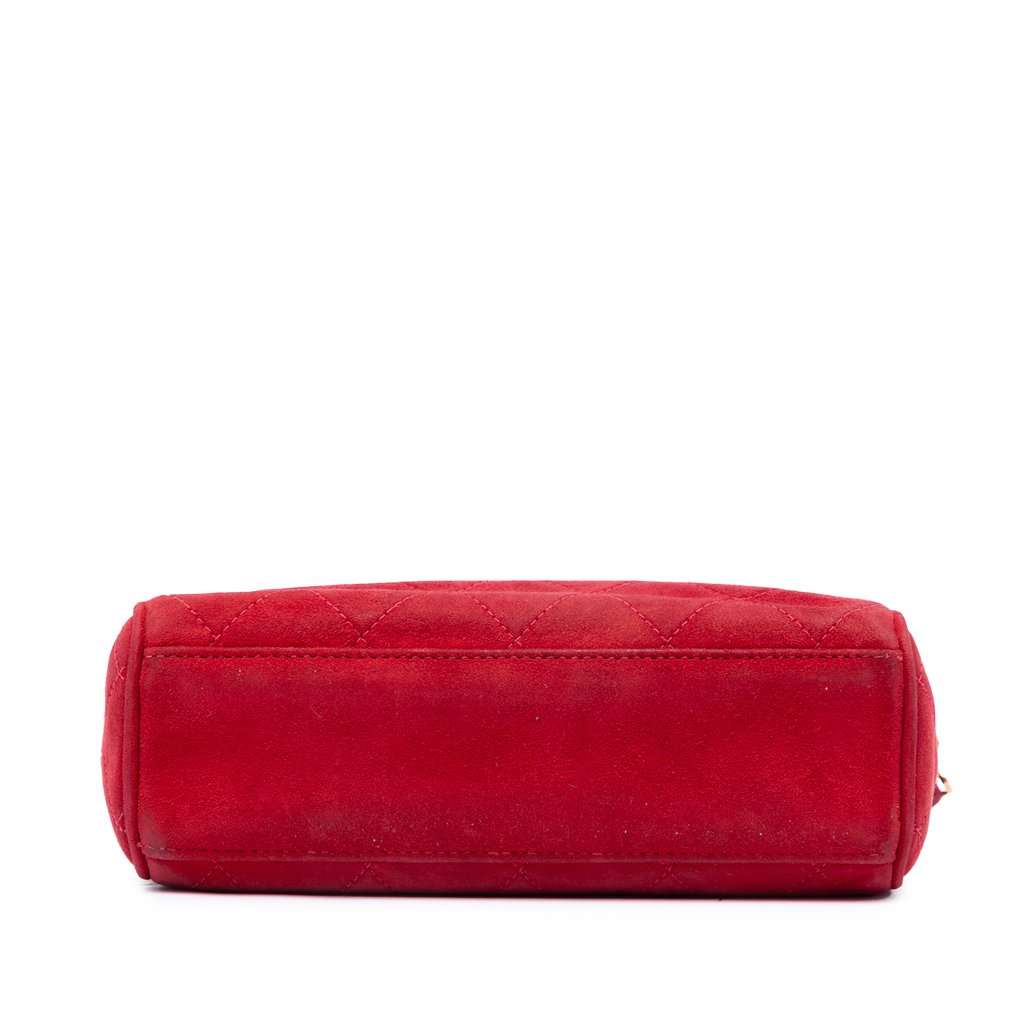 Chanel CC Quilted Suede Tassel Diamond Camera Bag Red Leather Very good condition - Inside View