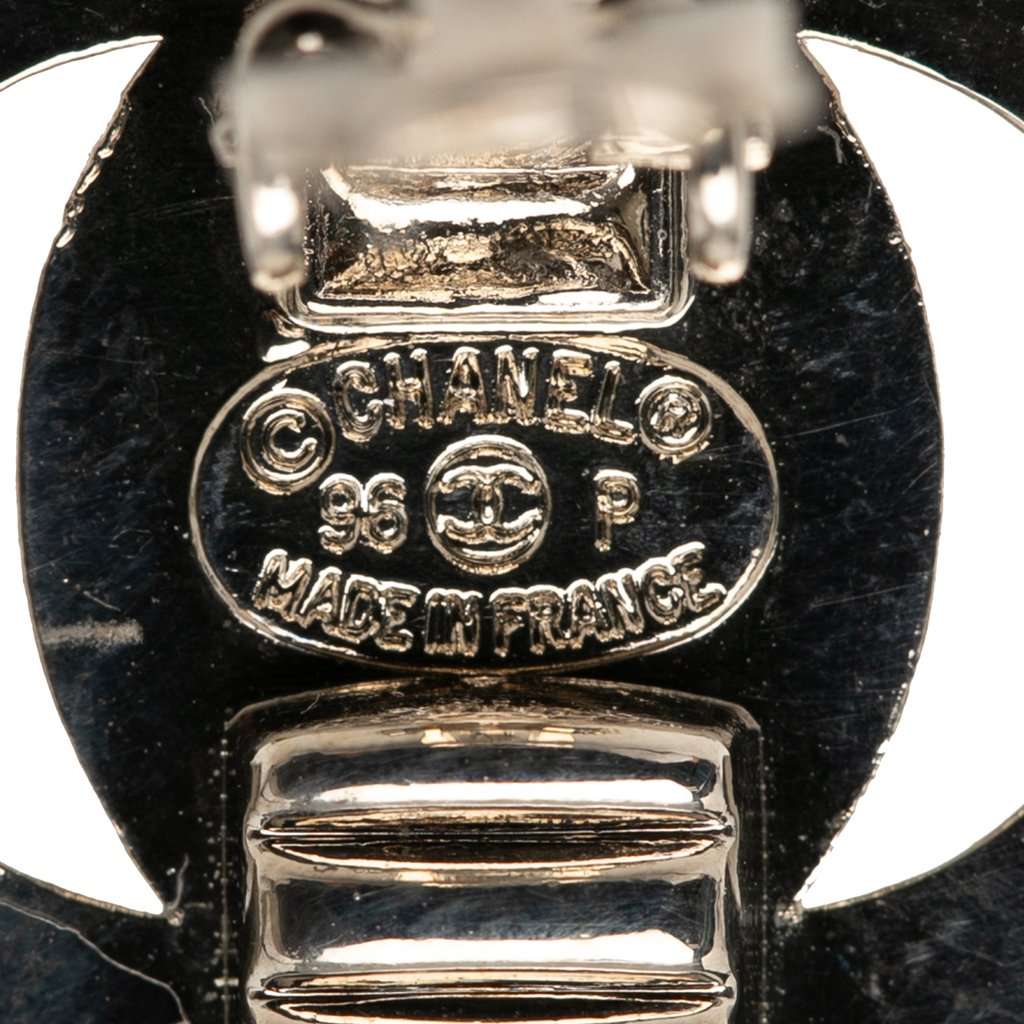 Chanel CC Brass Turn Lock Clip On Earrings Silver Metal Very good condition - Inside View