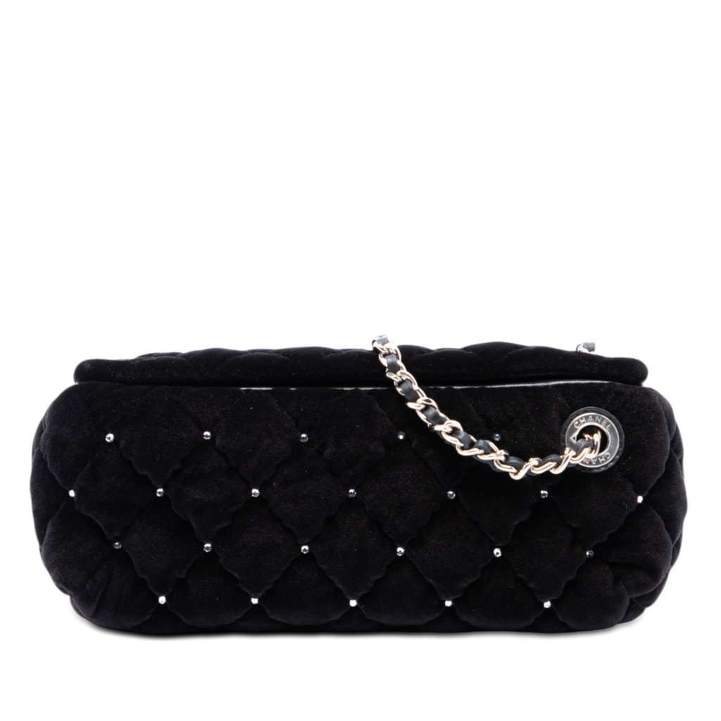 Chanel CC Quilted Velvet Crystal Wristlet Clutch Black Very good condition - Front View