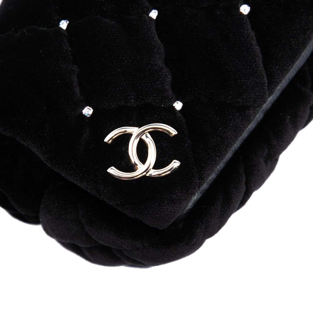 Chanel CC Quilted Velvet Crystal Wristlet Clutch Black Very good condition - Box View
