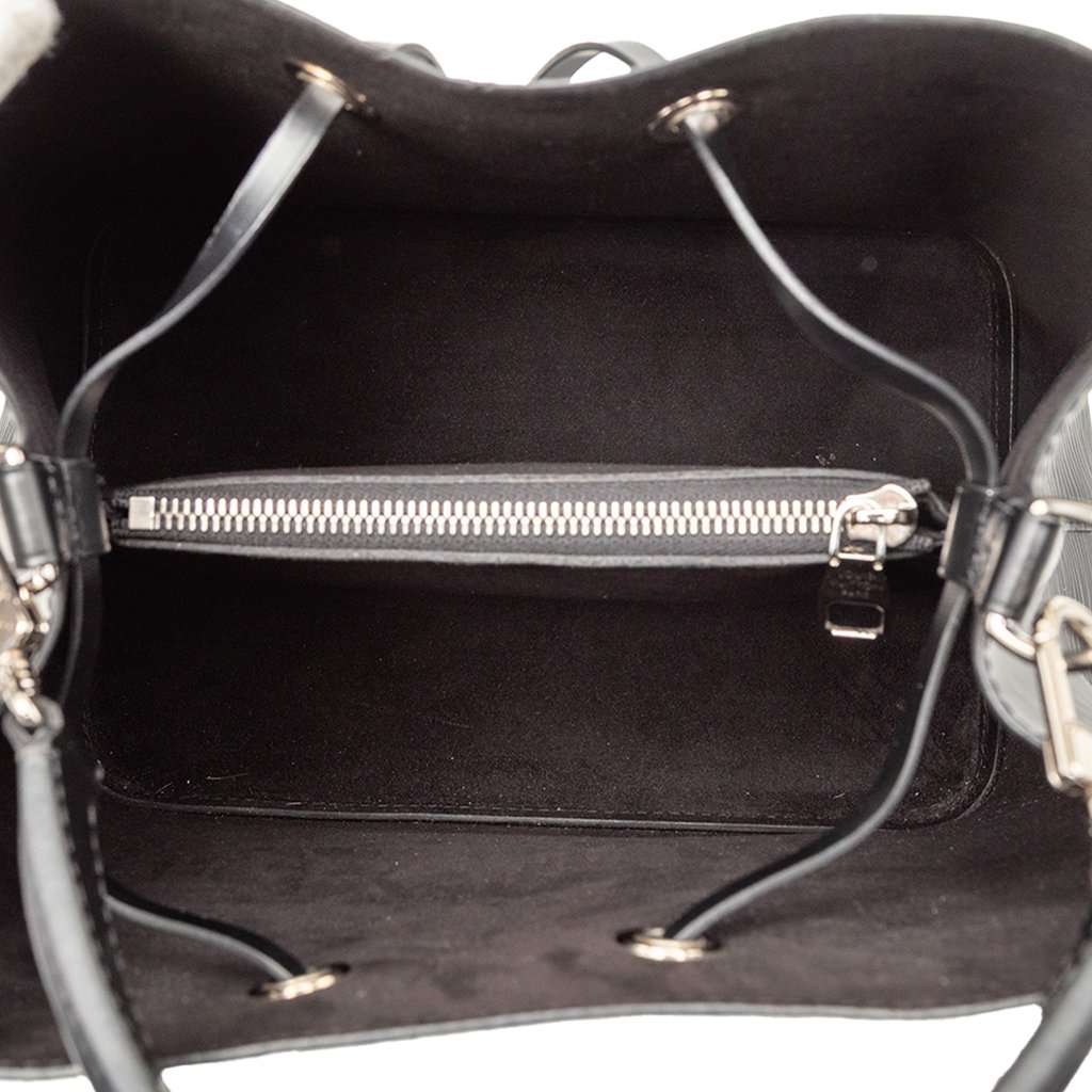 Louis Vuitton Epi NeoNoe MM Black Leather Very good condition - Model View