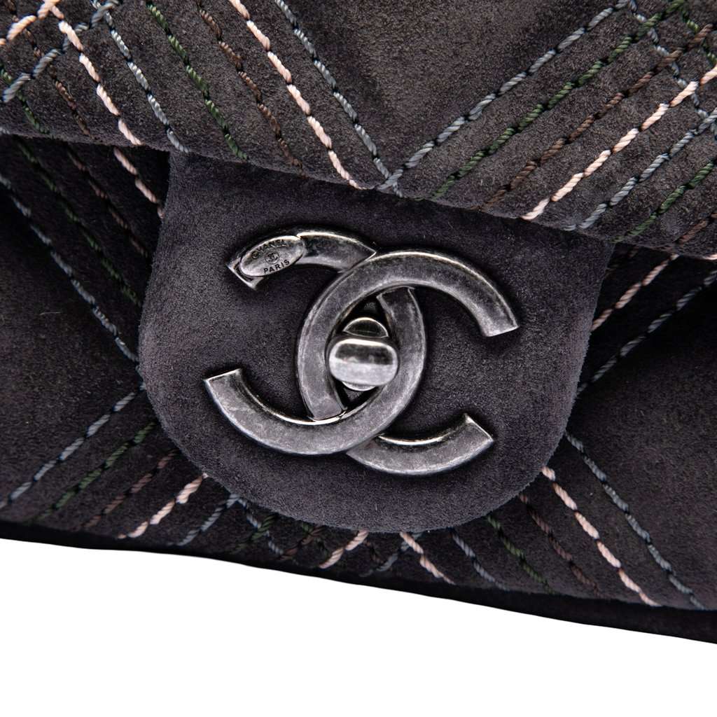 Chanel Paris Edinburgh Medium Stitched Suede Saltire Single Flap Navy Leather Very good - Box View