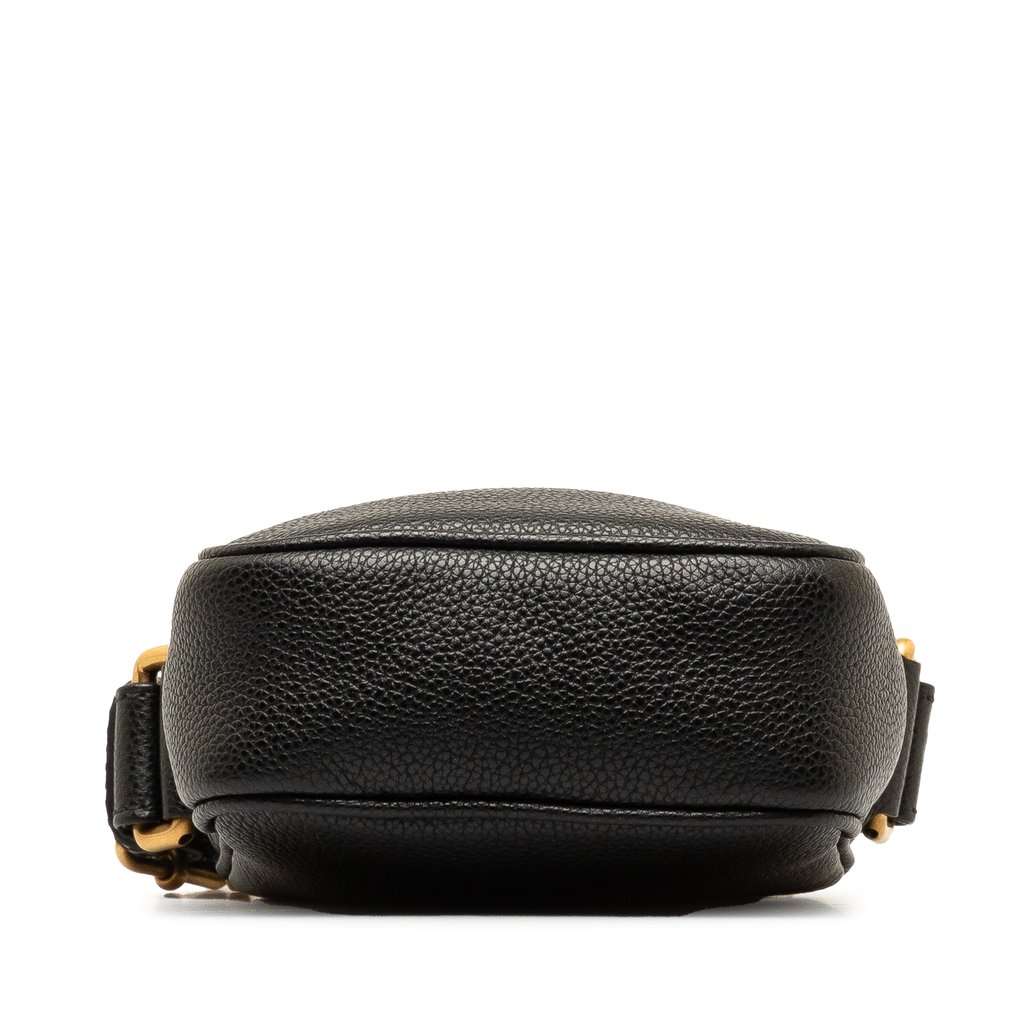 Gucci Gucci Logo Crossbody Black Leather Very good condition - Model View