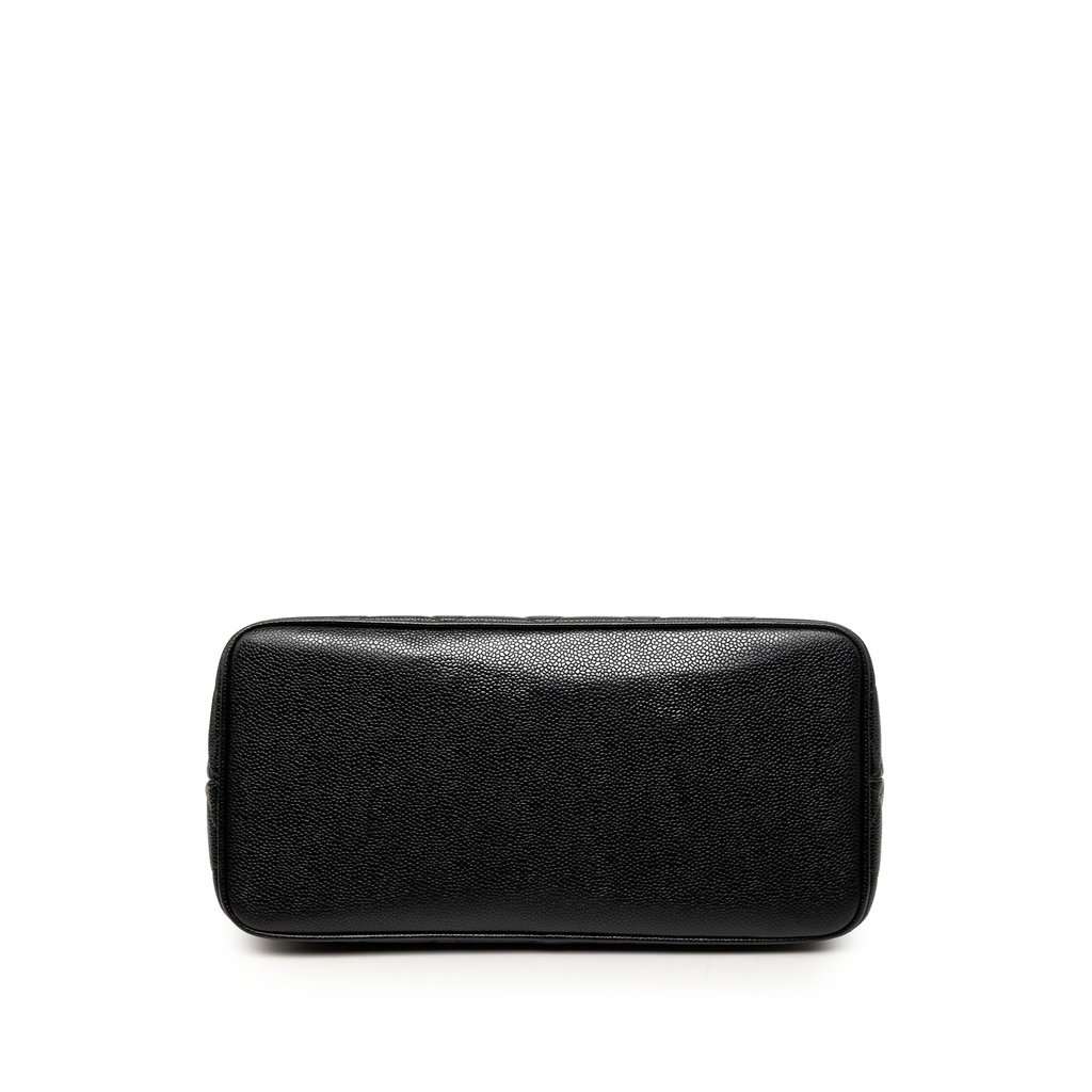 Chanel Caviar Medallion Tote Black Leather Very good condition - Inside View