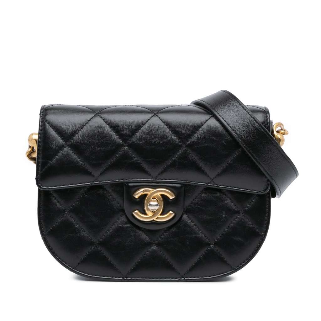 Chanel CC Quilted Calfskin Round Moon Messenger Flap Black Leather Very good - Front View