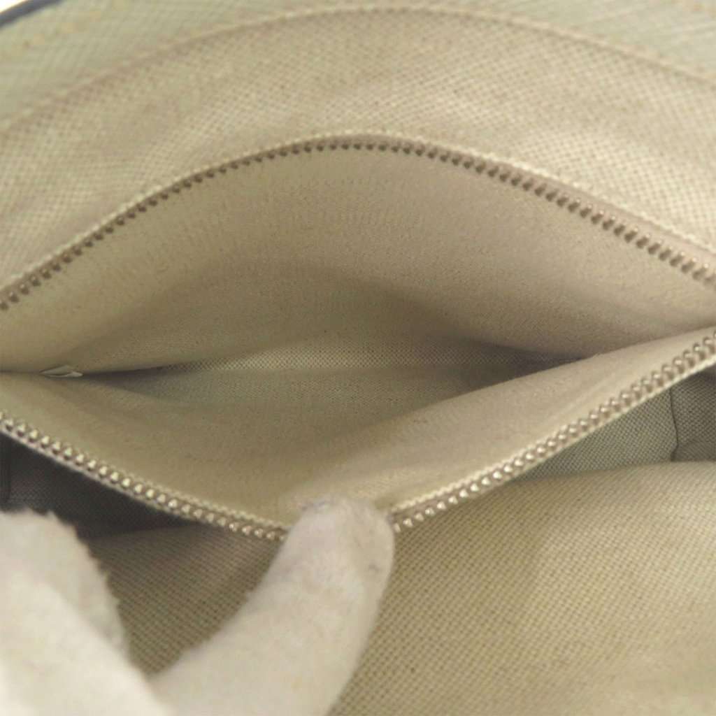 Prada Saffiano Lux Tote White Leather Very good condition - Model View