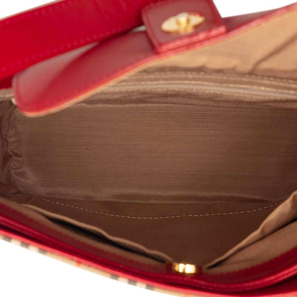 Burberry Haymarket Check Canvas Shoulder Bag Beige Very good condition - Model View