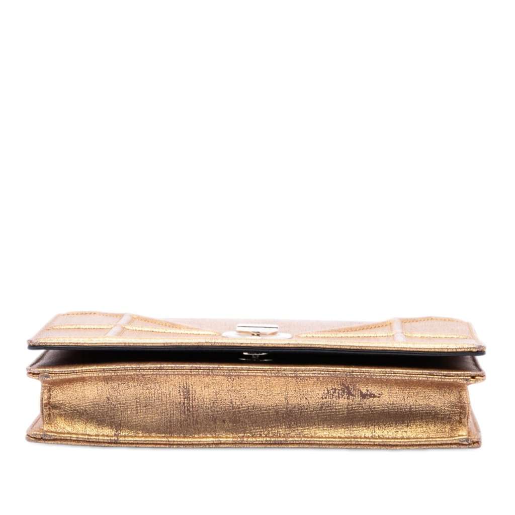 Dior Metallic Calfskin Diorama Wallet on Chain Gold Leather Very good condition - Inside View