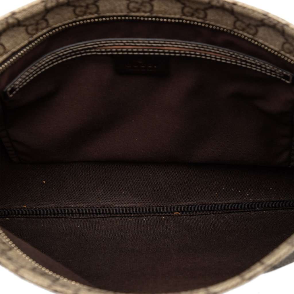 Gucci GG Supreme Crossbody Beige Very good condition - Model View