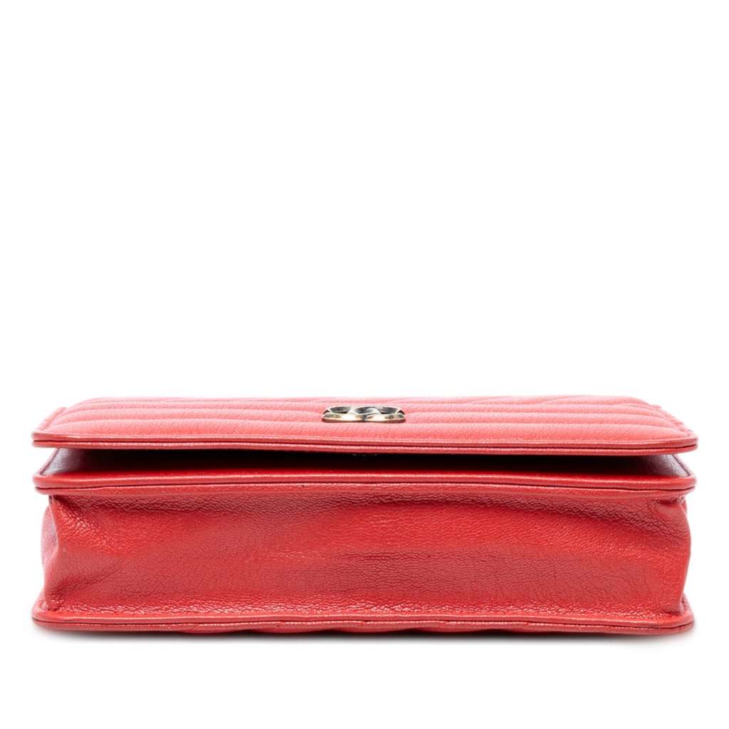 Chanel CC Diagonal Quilted Goatskin Wallet On Chain Red Leather Very good condition - Inside View