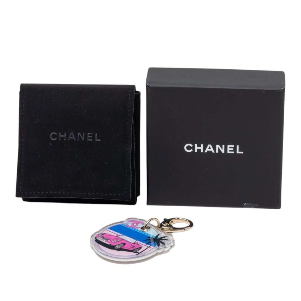 Chanel CC Resin Car Bag Charm Pink Plastic Very good - Model View