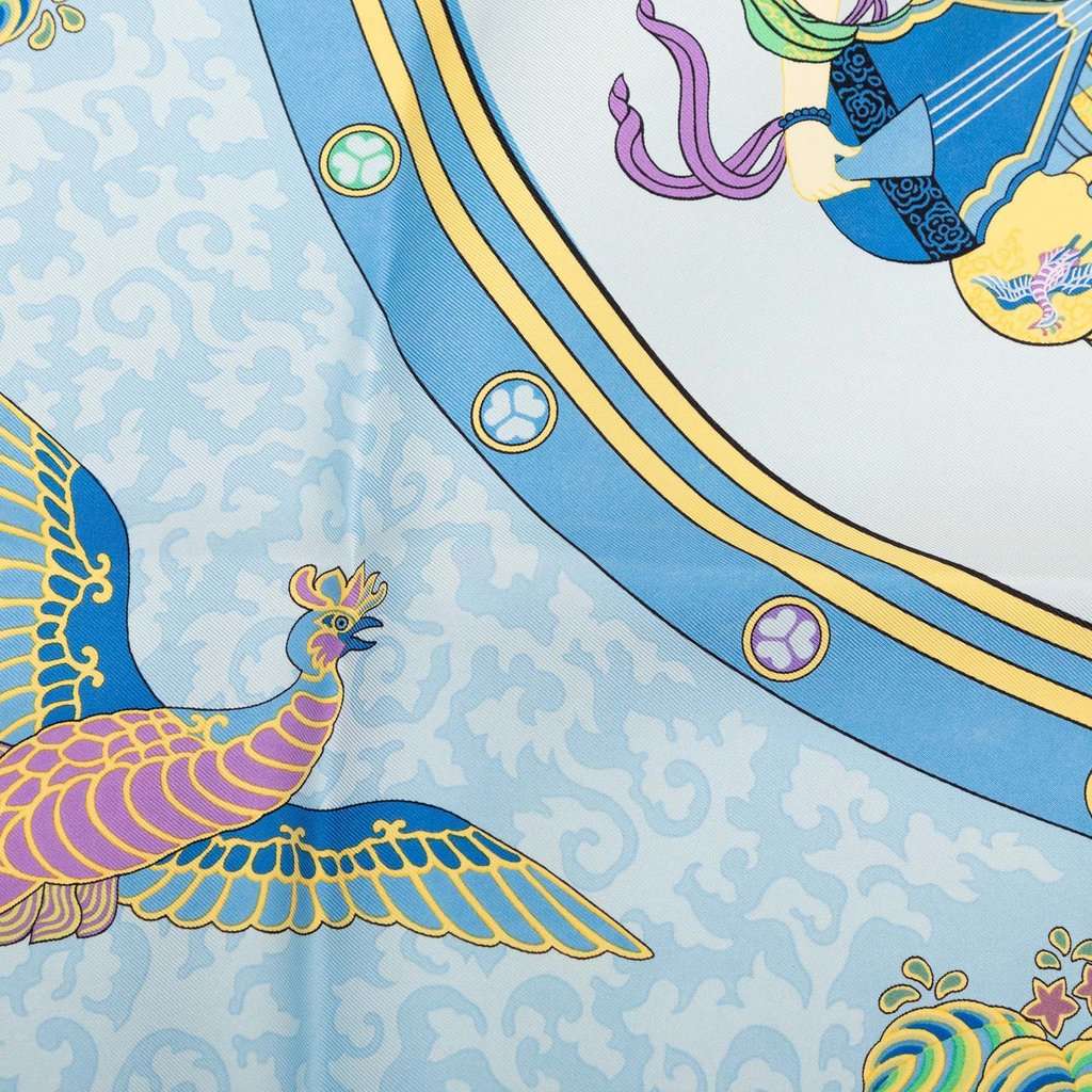 Hermès Nikko Silk Scarf 90 Blue Very good condition - Inside View