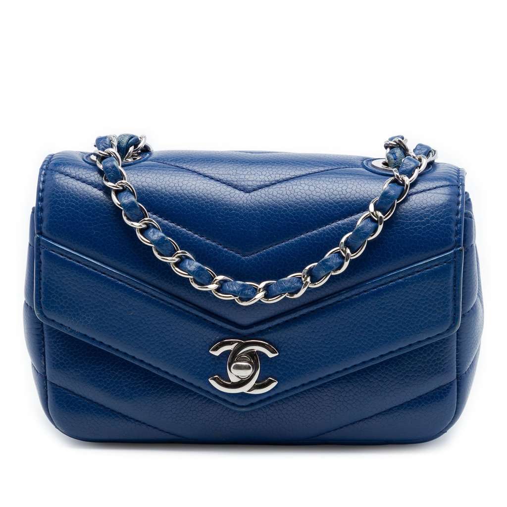 Chanel Mini Caviar Chevron Data Center Envelope Flap Blue Leather Very good condition - Front View
