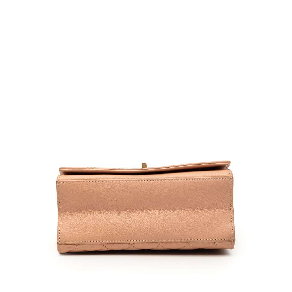 Chanel Large Quilted Goatskin Reissue 2.55 Rita Top Handle Flap Beige Leather Very good condition - Inside View