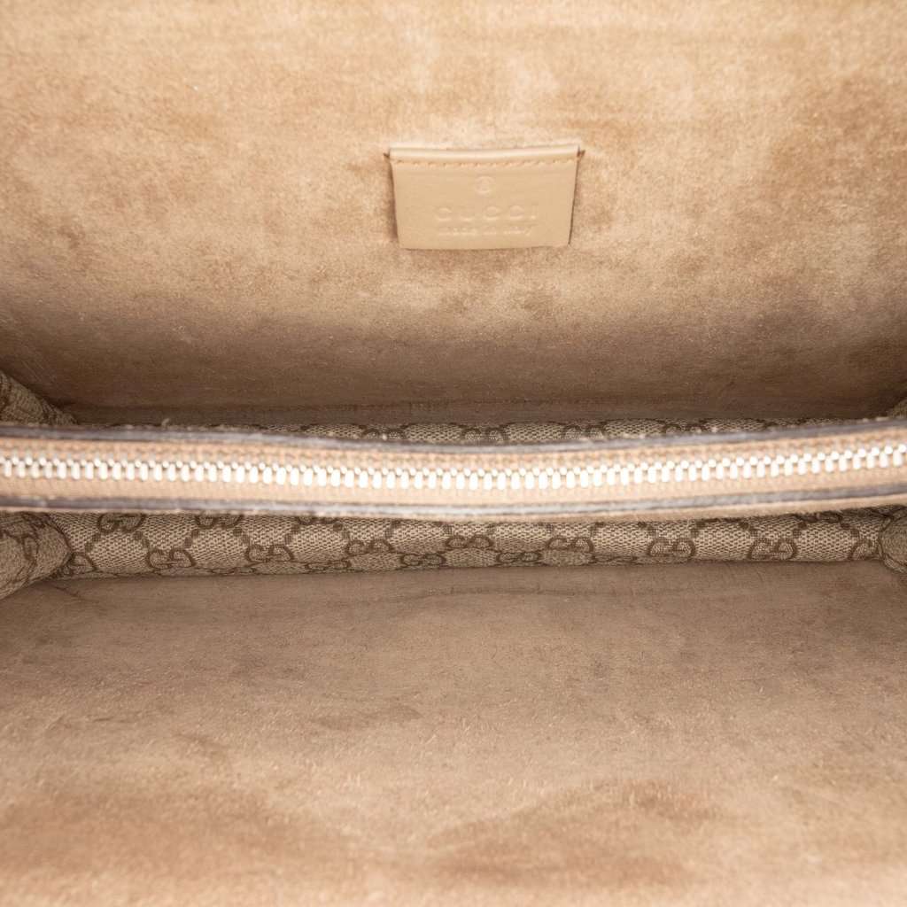 Gucci Medium GG Supreme Dionysus Shoulder Bag Beige Very good condition - Model View