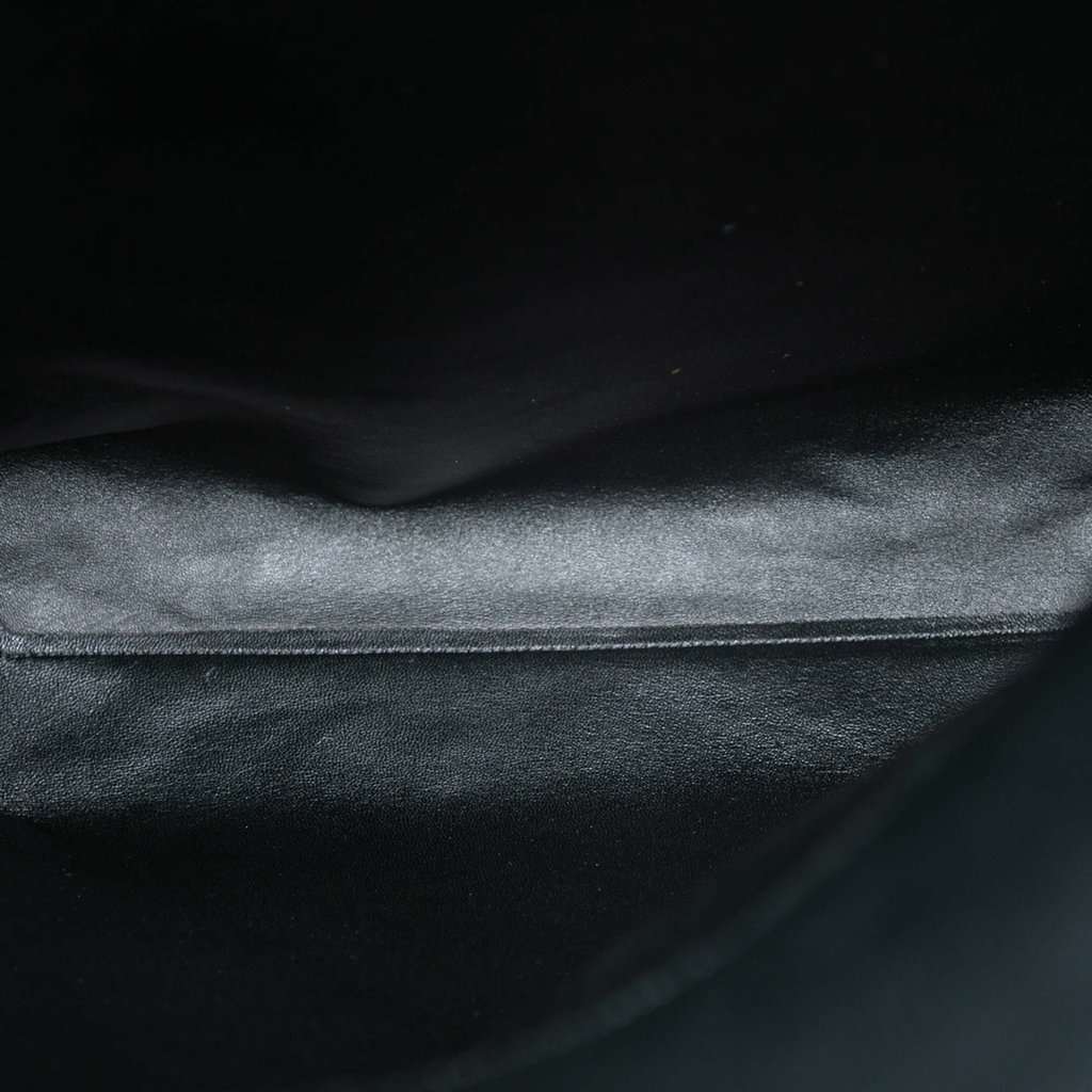 Celine Smooth Calfskin Clasp Cabas Tote Grey Leather Very good condition - Model View