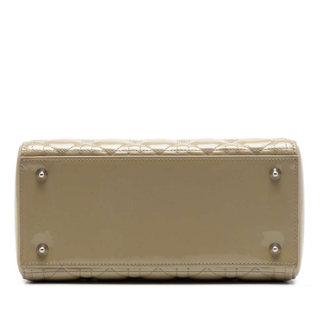 Dior Medium Patent Cannage Lady Dior Beige Leather Very good condition - Inside View