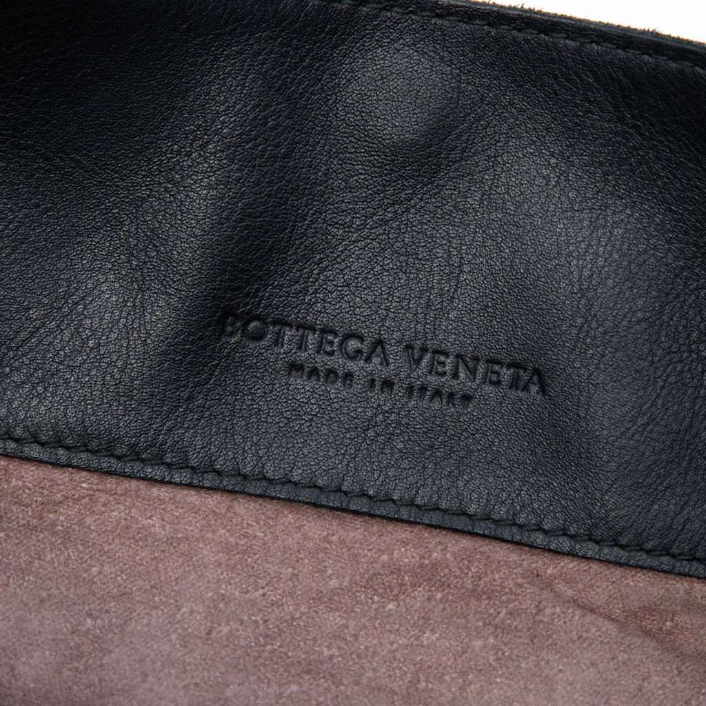 Bottega Veneta Intrecciato Trimmed Nappa Messenger Bag Black Leather Very good condition - Box View