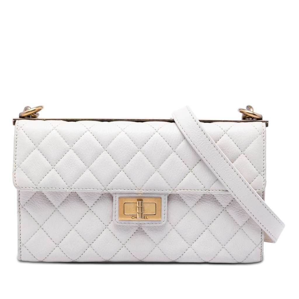 Chanel Medium Quilted Goatskin Reissue 2.55 Rita Flap White Leather Very good condition - Front View