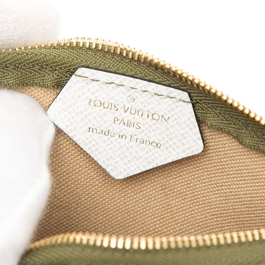 Louis Vuitton Monogram Giant Micro Pochette Accessoires Green Very good condition - Box View