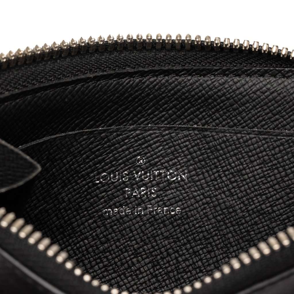 Louis Vuitton Taiga Porte Monnaie Jour Black Leather Very good condition - Box View