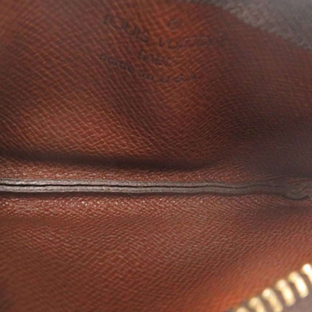 Louis Vuitton Monogram Key Pouch Brown Very good condition - Inside View