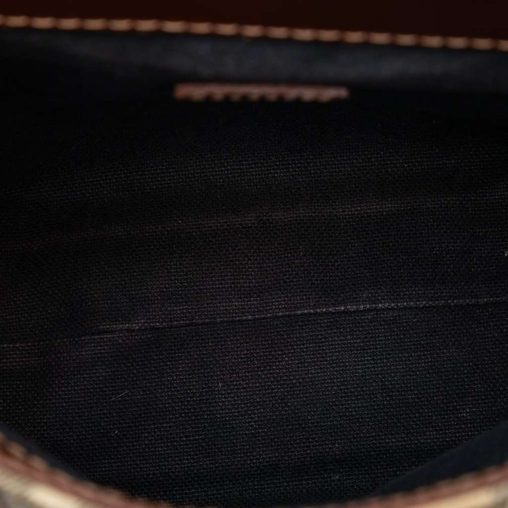 Burberry Haymarket Check Coated Canvas Flap Crossbody Beige Very good condition - Model View