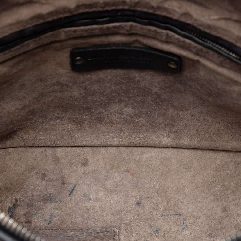 Bottega Veneta Nappa Intrecciato Nodini Crossbody Black Leather Very good condition - Model View