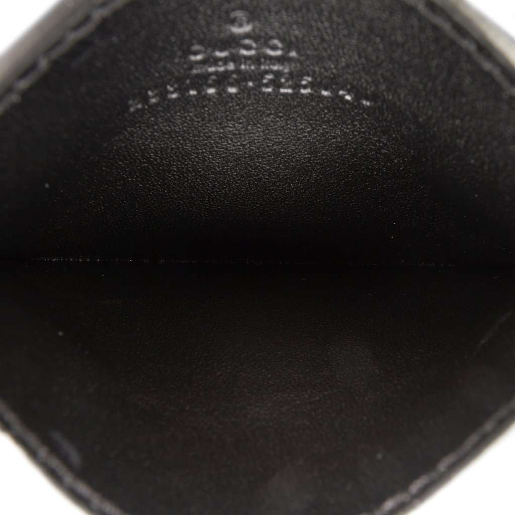 Gucci Guccissima Card Holder Black Leather Never worn - Model View