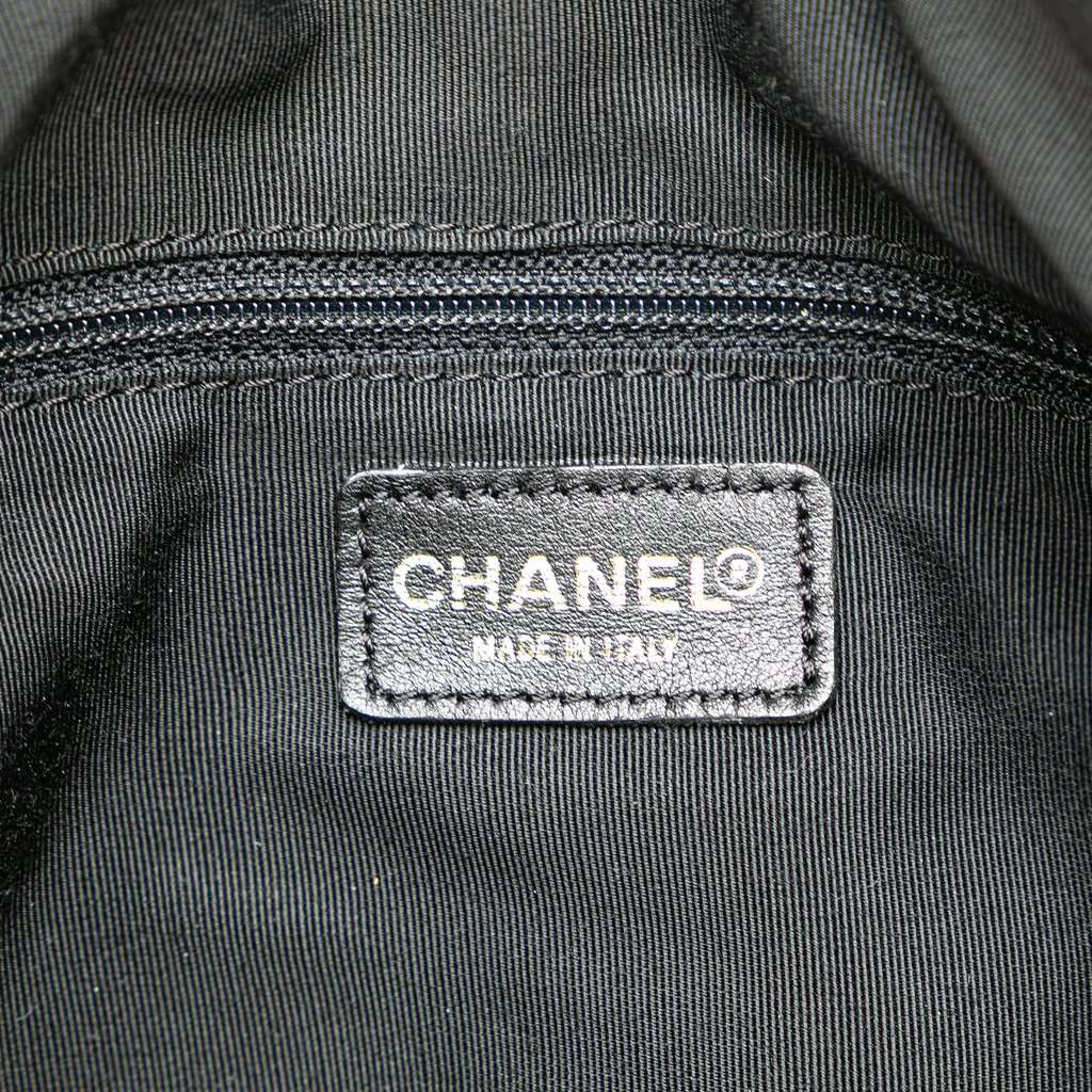 Chanel CC Choco Bar Lambskin Shoulder Bag Black Leather Very good condition - Box View