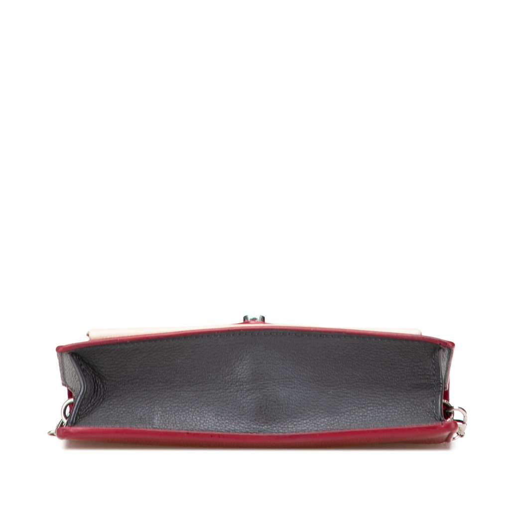 Louis Vuitton Bicolor Leather MyLockMe Chain Pochette Red Leather Very good condition - Inside View