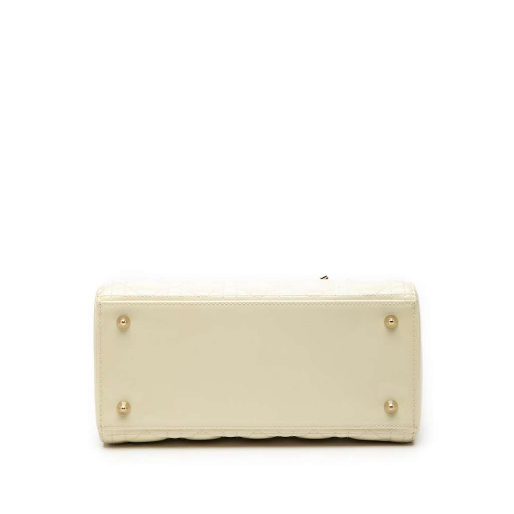 Dior Medium Patent Cannage Lady Dior White Leather Very good condition - Inside View