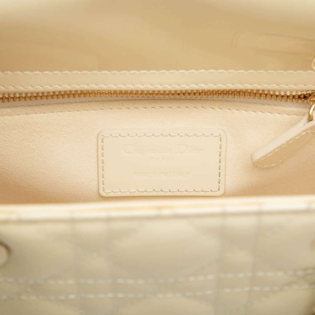 Dior Medium Patent Cannage Lady Dior White Leather Very good condition - Box View