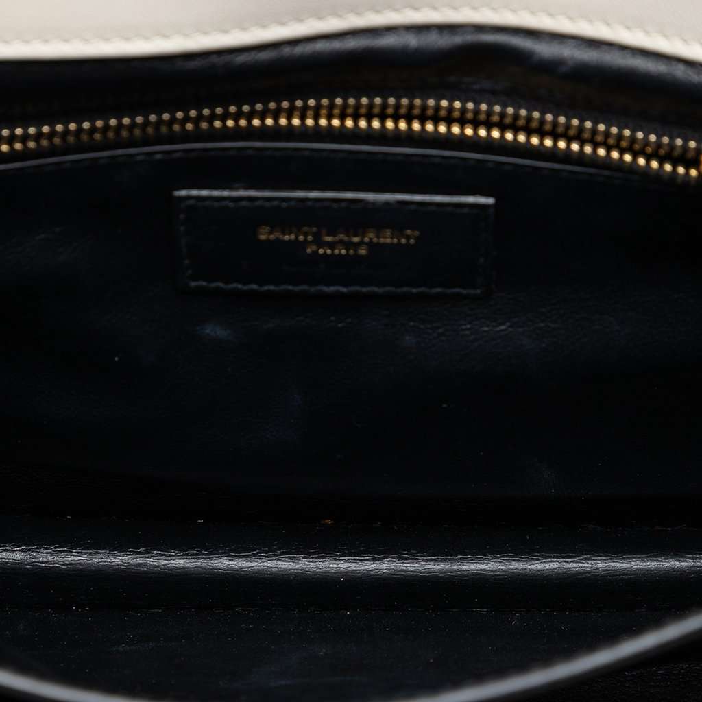 Saint Laurent Quilted Lambskin Monogram Gaby Crossbody White Leather Very good condition - Model View