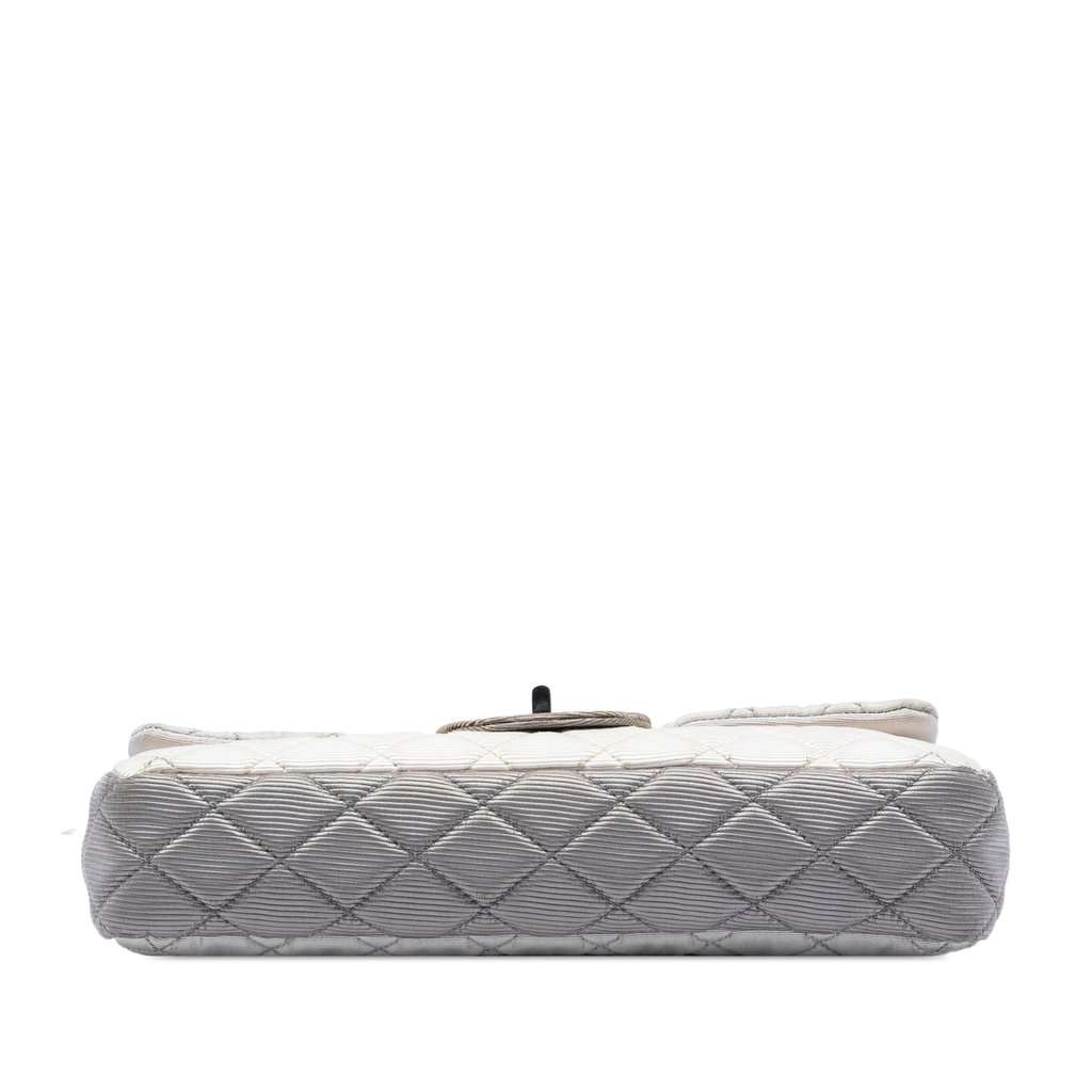 Chanel Small Tricolor Quilted Jersey Reissue 2.55 East West Flap White Very good - Inside View