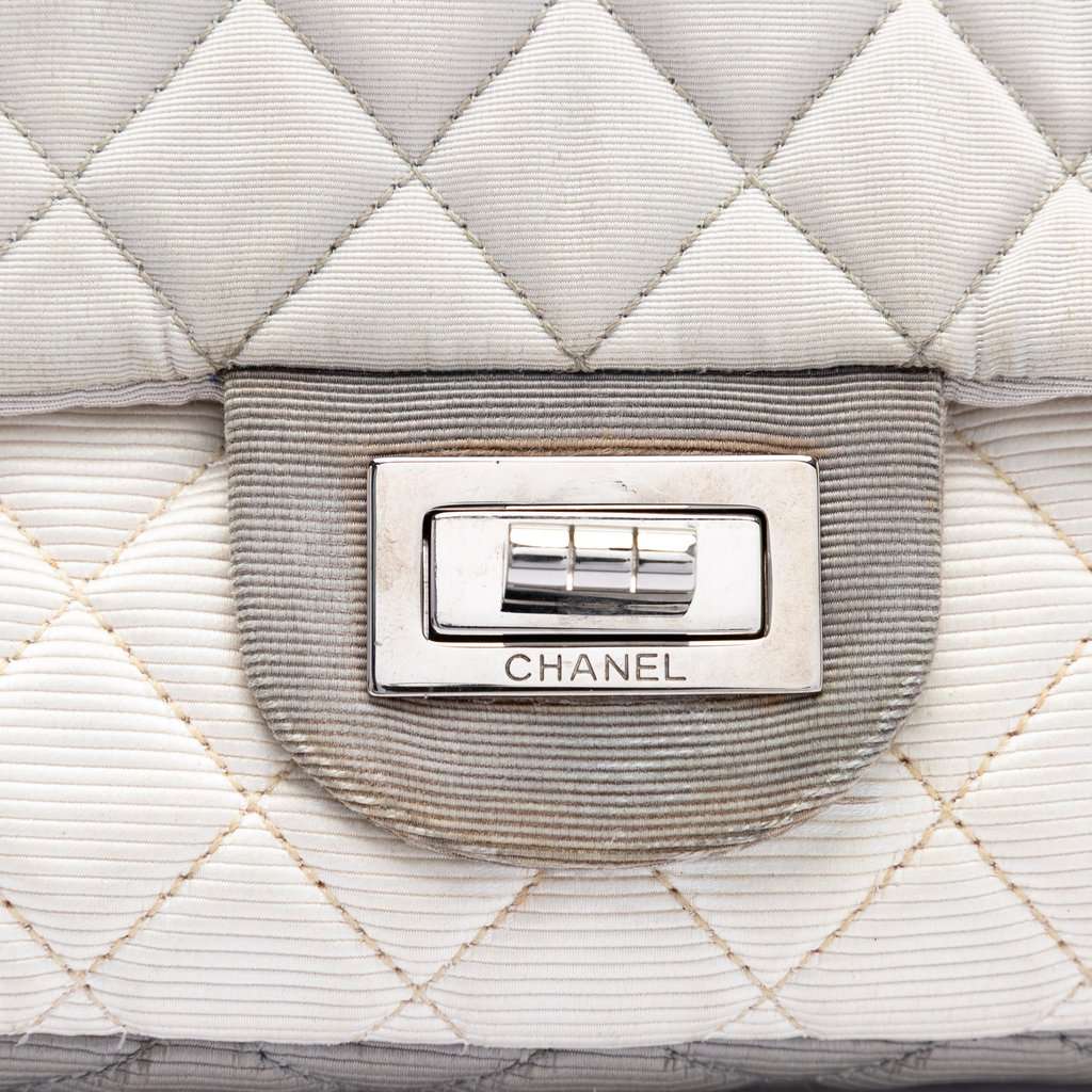 Chanel Small Tricolor Quilted Jersey Reissue 2.55 East West Flap White Very good - Box View