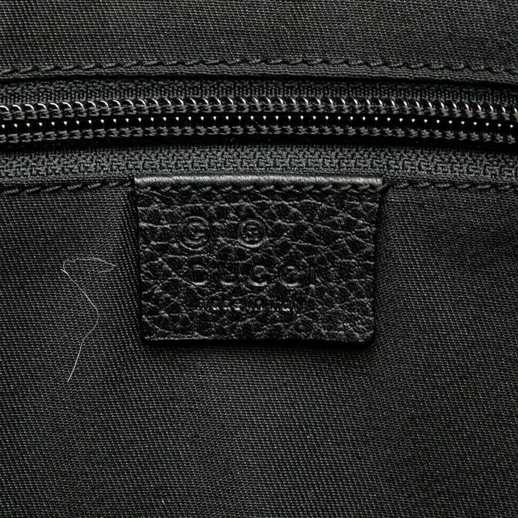 Gucci GG Nylon Crossbody Black Very good condition - Box View