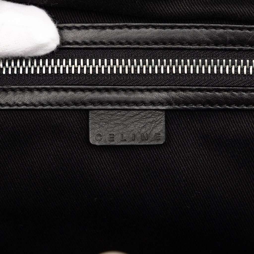Celine Leather Boogie Clasp Handbag Black Leather Very good condition - Box View