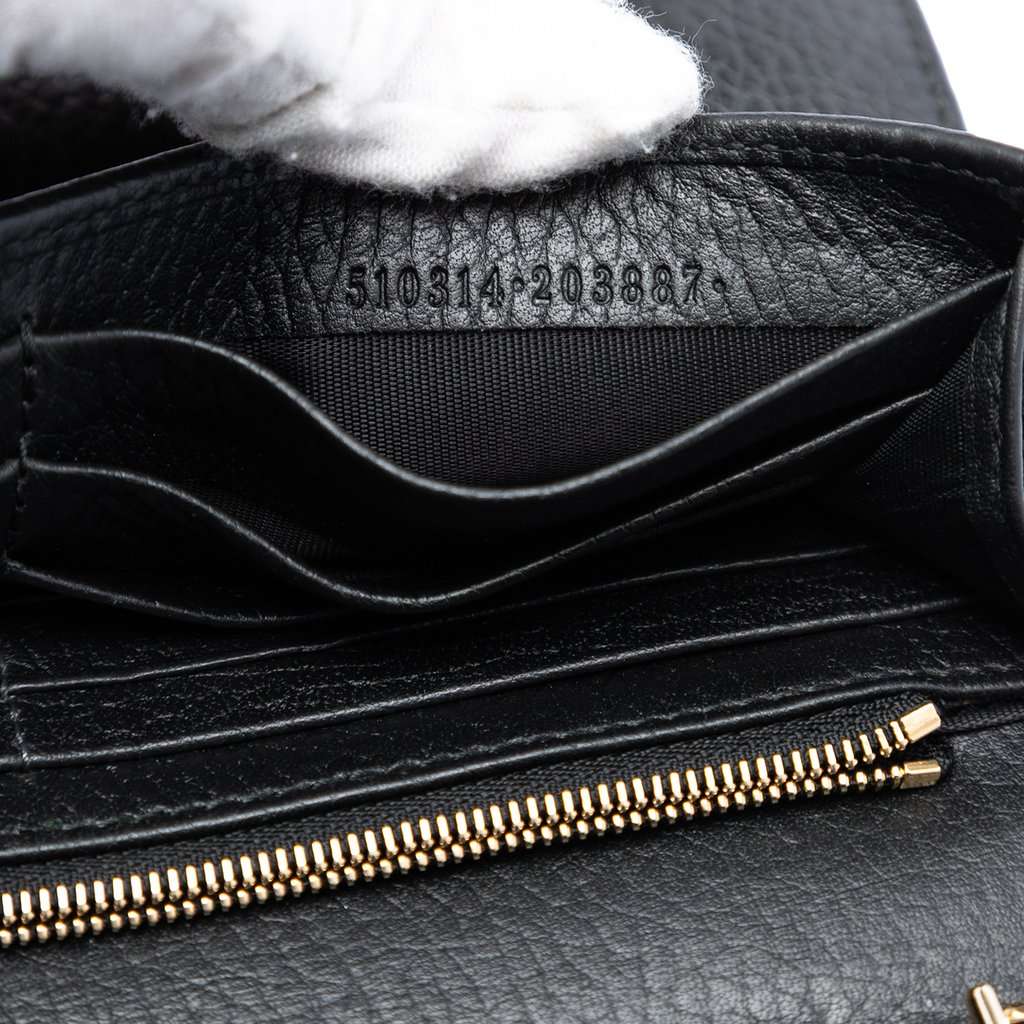 Gucci Dollar Calfskin Interlocking G Wallet on Chain Black Leather Very good - Model View