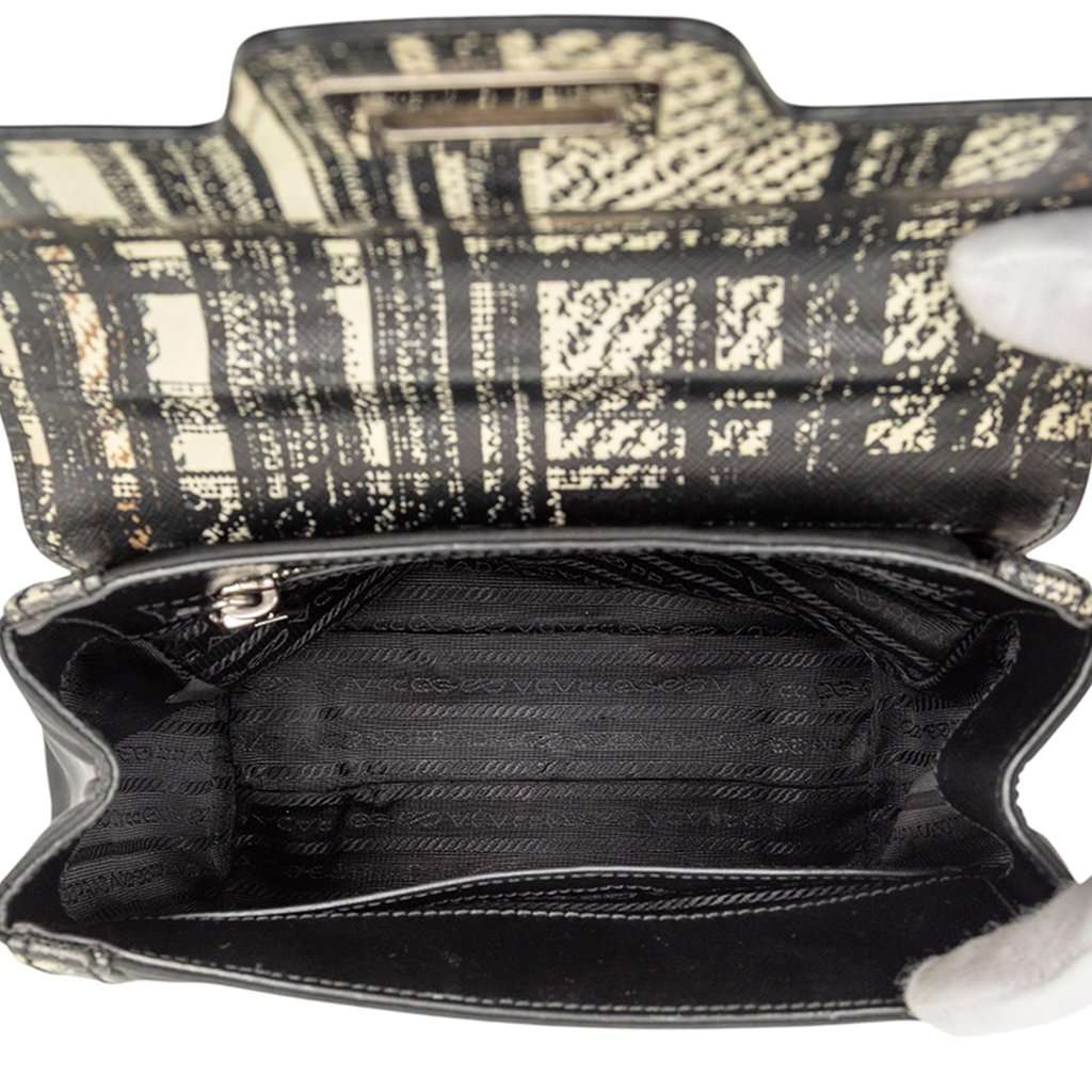 Prada Tartan Saffiano Trimmed Tessuto Satchel Black Very good condition - Model View