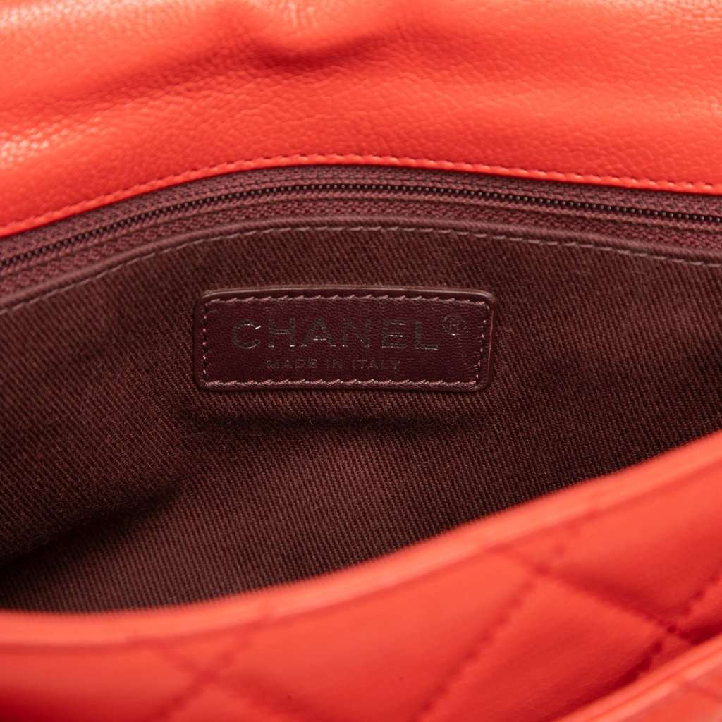 Chanel Small Quilted Goatskin Double Carry Waist Chain Flap Red Leather Very good condition - Box View