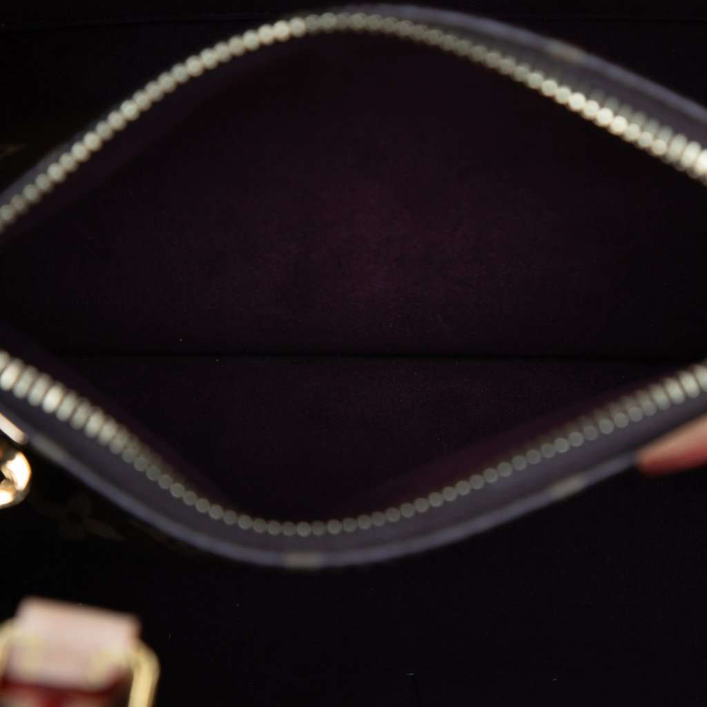 Louis Vuitton Monogram Montaigne BB Brown Very good - Model View