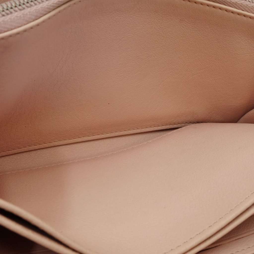 Louis Vuitton Monogram Mahina Zippy Long Wallet Pink Leather Very good condition - Box View