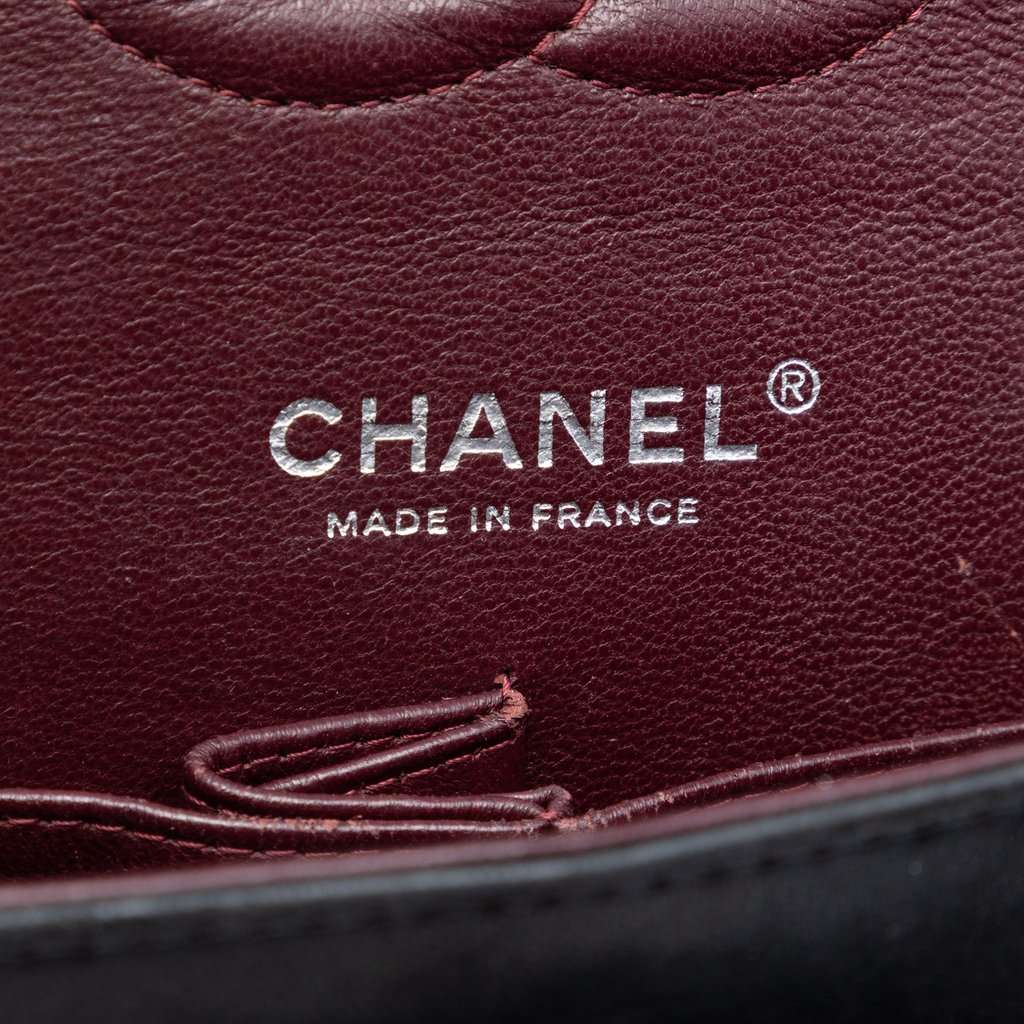 Chanel Medium Classic Lambskin Double Flap Black Leather Very good condition - Box View